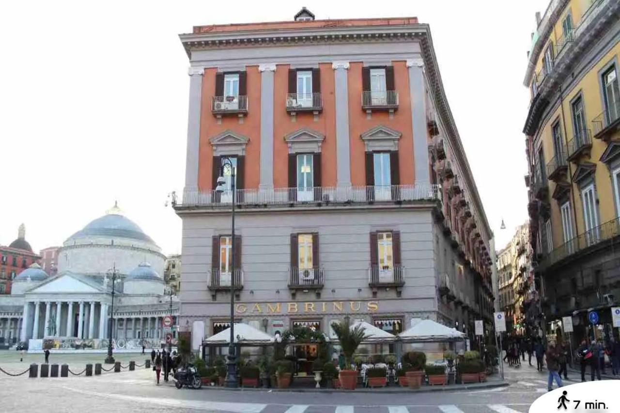 Room&Chiaia Neapel Exterior foto